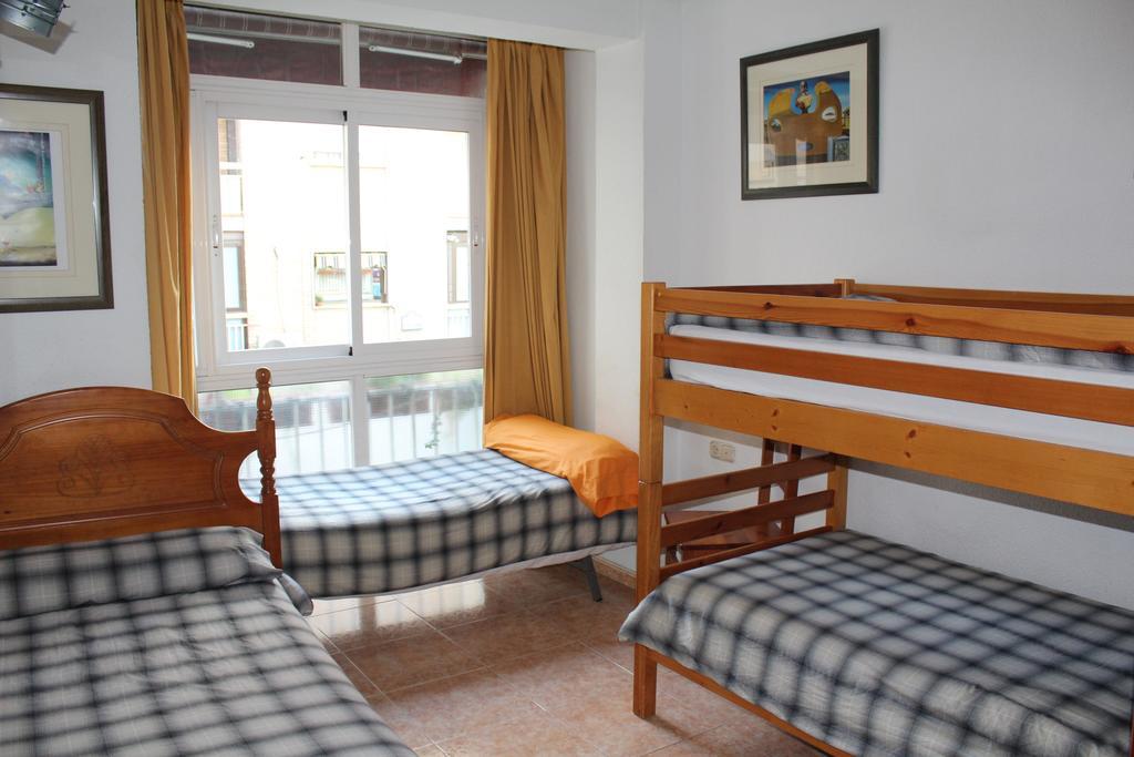 Hostal Nuevas Naciones Granada Room photo