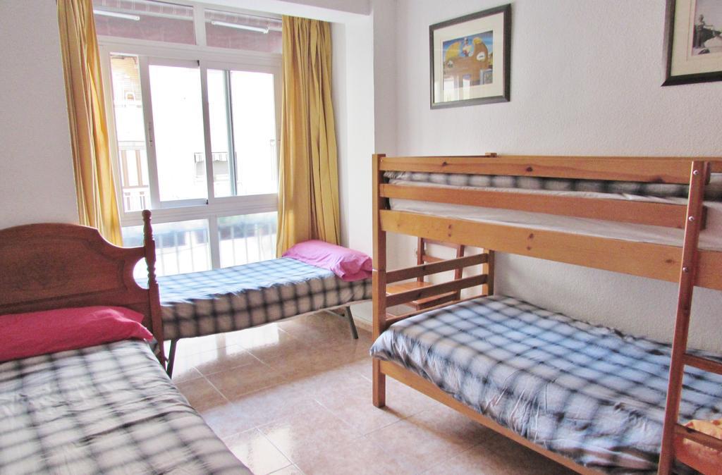 Hostal Nuevas Naciones Granada Exterior photo
